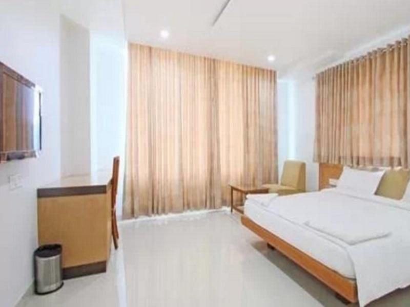 Fabhotel Syberitic Suites Gachibowli - Fully Vaccinated Staff Kondapur  Kültér fotó